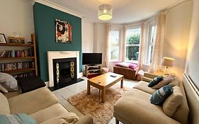 Luxe Cottage-Style Retreat With Garden - Sleeps 12